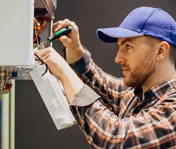 Expert Tankless Water Heater Plumber in Santa Ana, CA