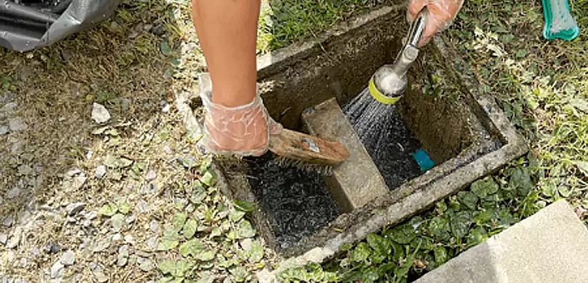 Professional Grease Trap Cleaning Services in Santa Ana, CA