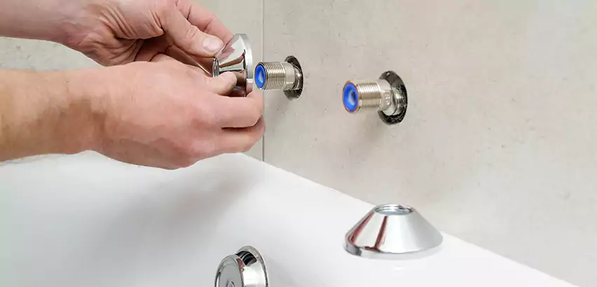 Bathtub Faucet Diverter Replacement in Santa Ana